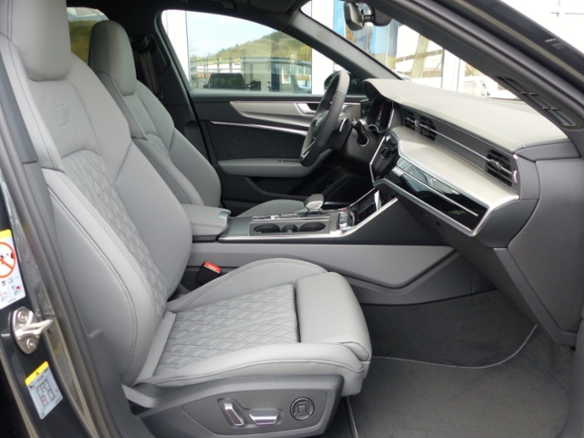 Audi S6 Avant