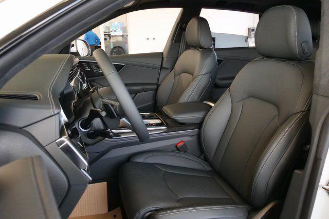 2026 Audi Q8 Prestige - Photo 10