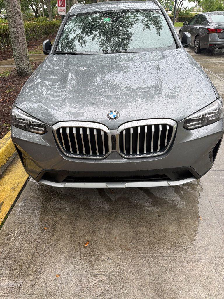 2023 BMW X3 sDrive30i's photo
