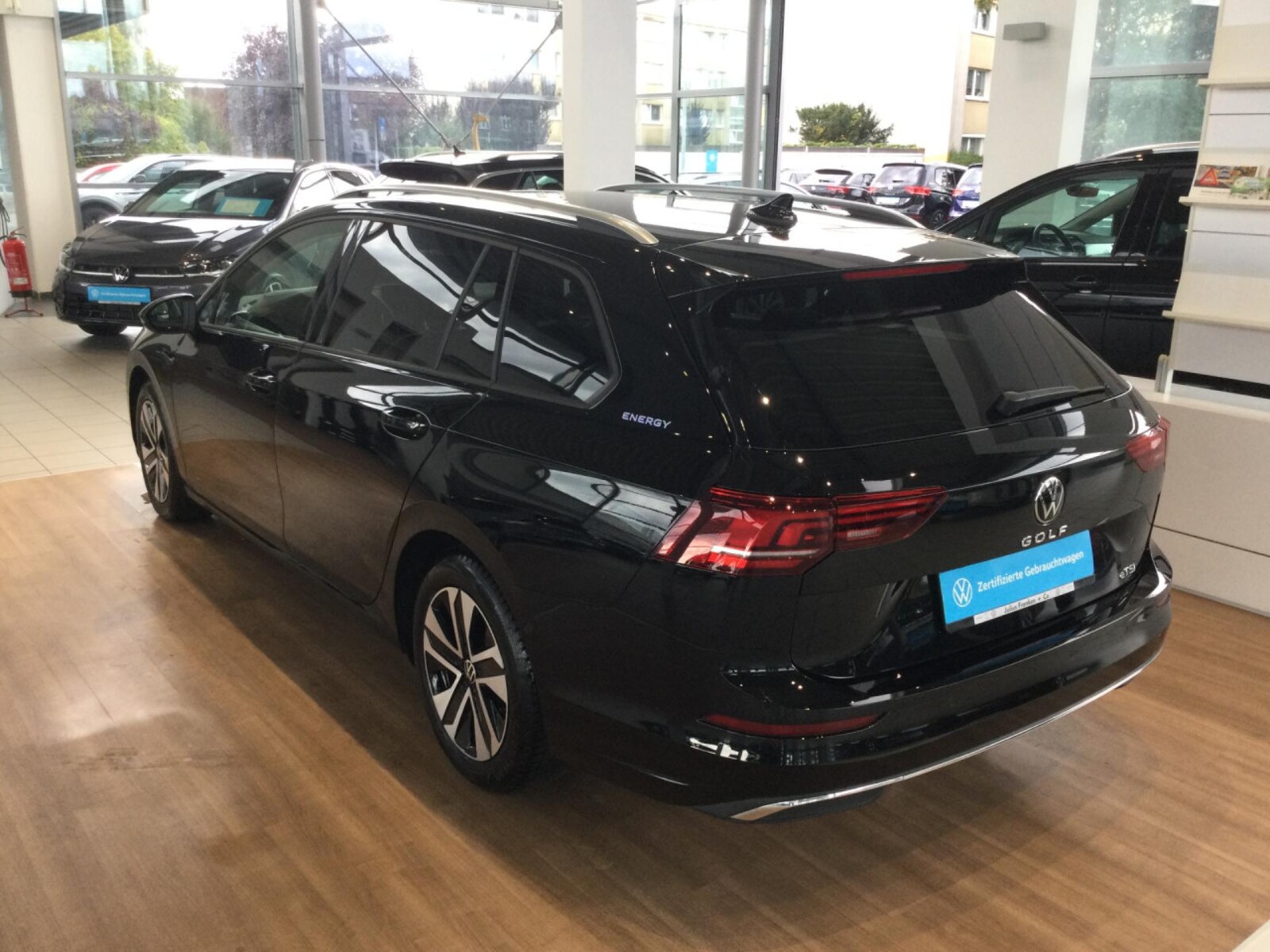 Volkswagen Golf Variant – Bild 8