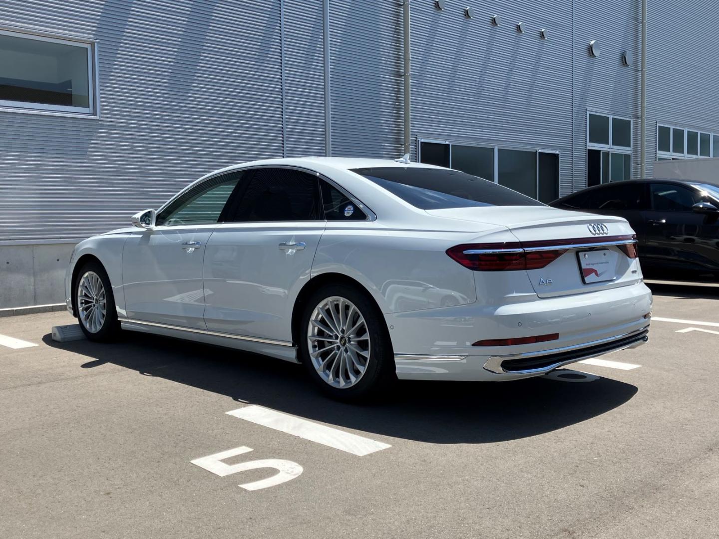 Image about Audi A8 55 TFSI quattro tiptronic