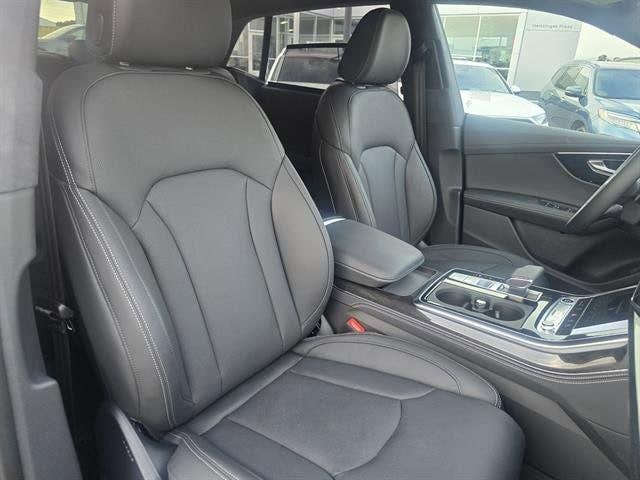 2025 Audi Q8 Prestige - Photo 17