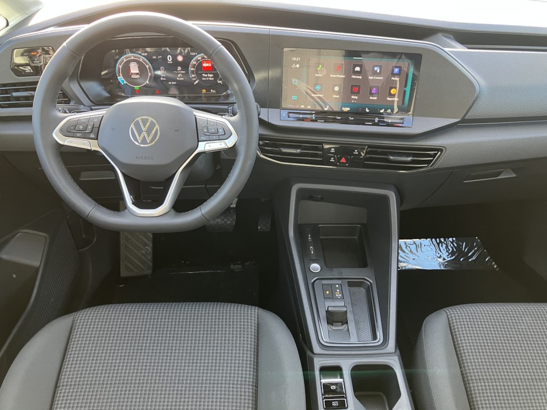 Volkswagen Caddy Basis-Modell