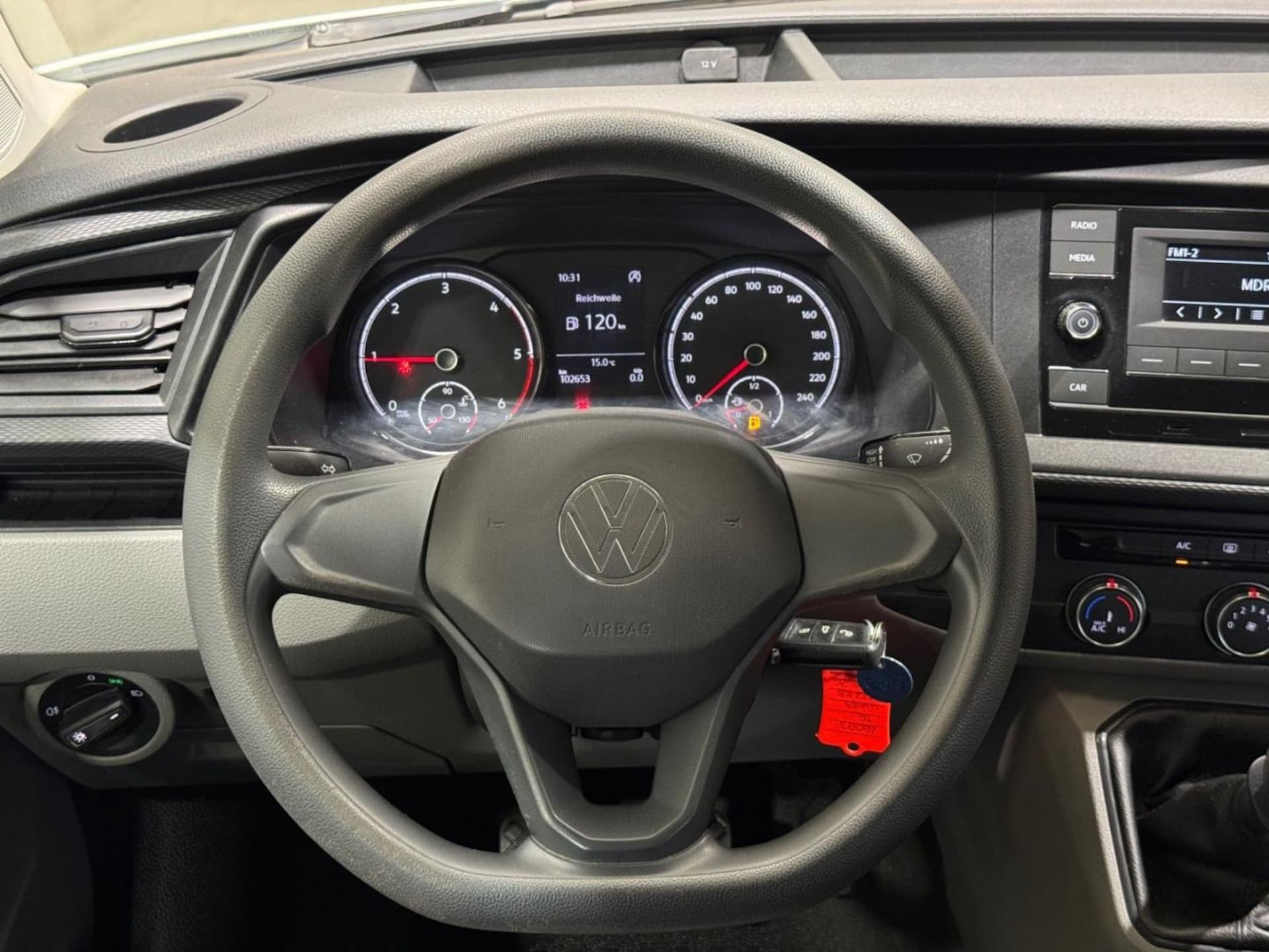 Volkswagen T6.1 Transporter Kombi langer Radstand