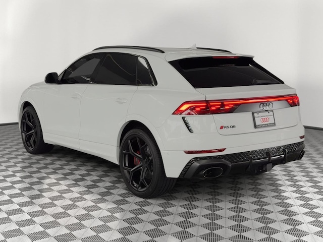 2026 Audi RS Q8 SUV performance