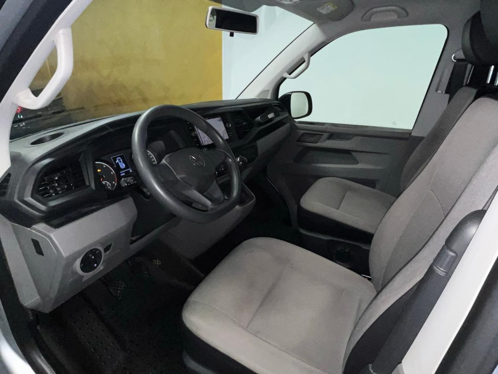 Volkswagen T6.1 Transporter Kasten kurzer Radstand