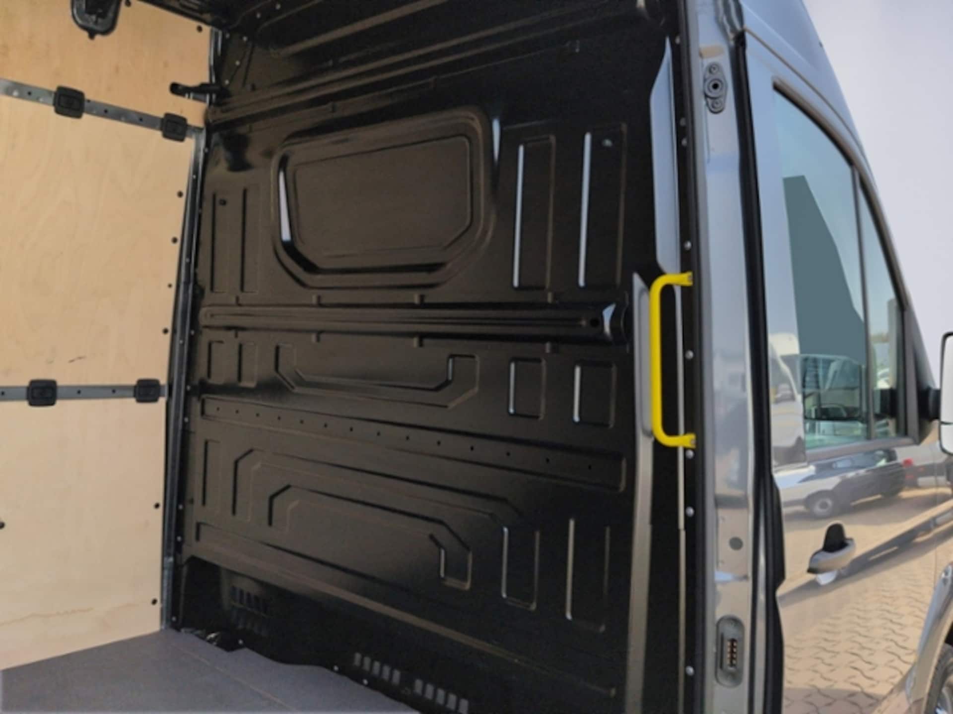Volkswagen Crafter Kasten mittlerer Radstand