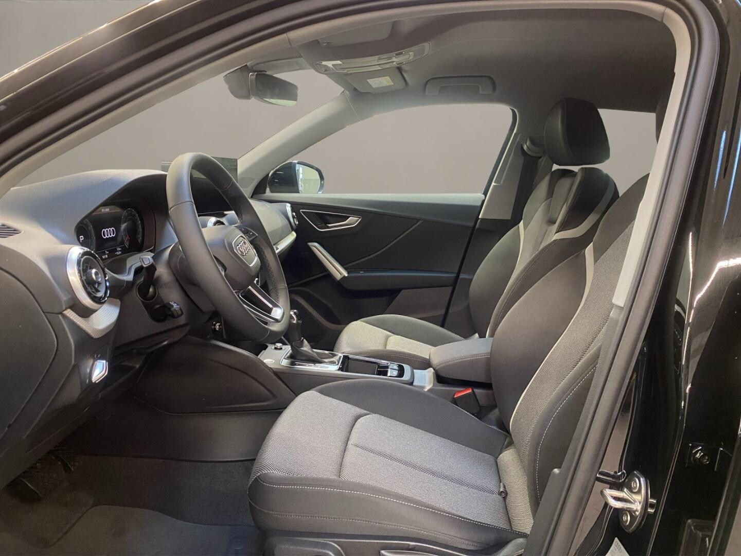 Bild über Audi Q2 advanced 35 TFSI S tronic - für weitere Informationen kontaktieren Sie den Audi Partner