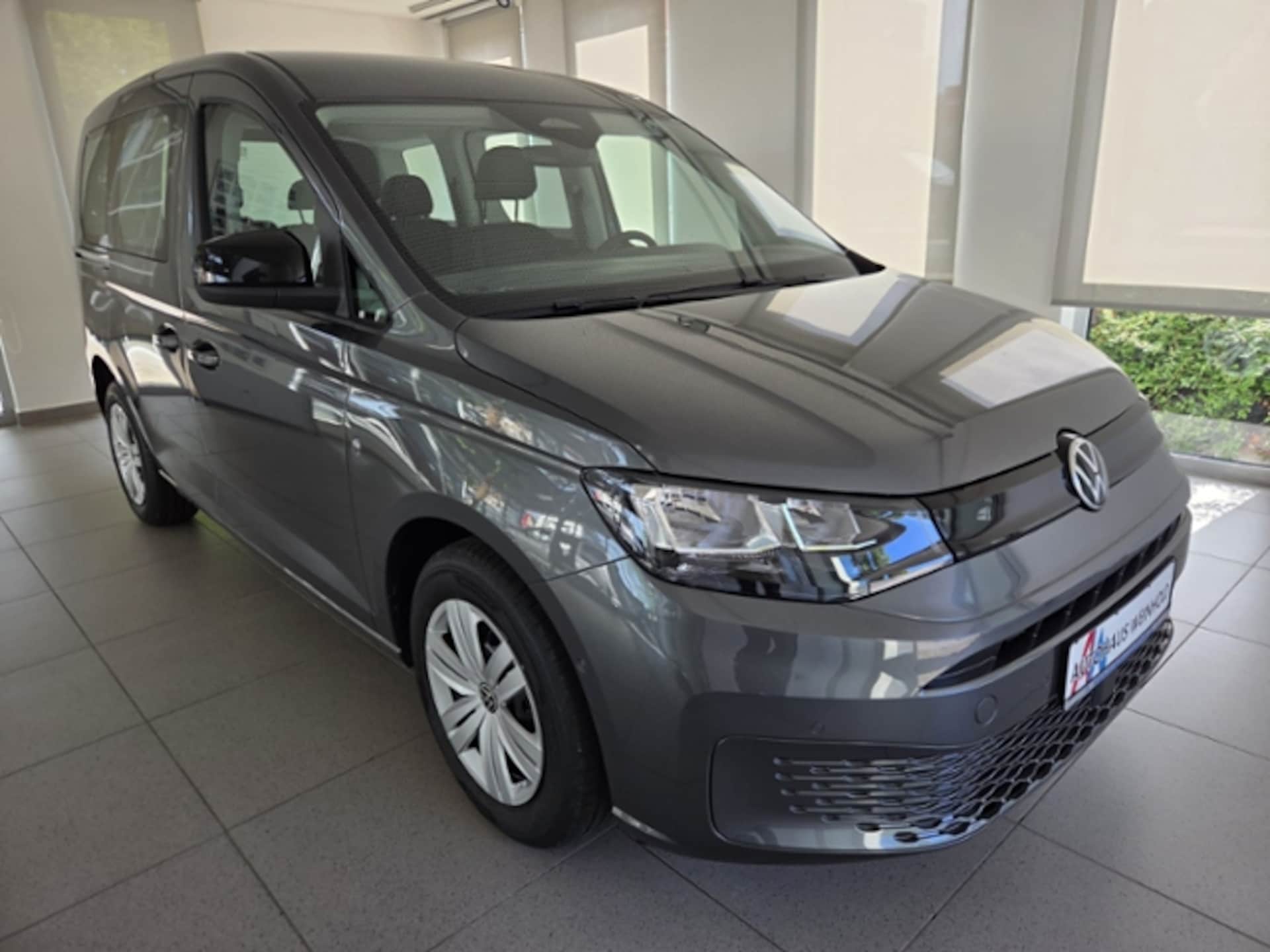 Volkswagen Caddy Basis-Modell