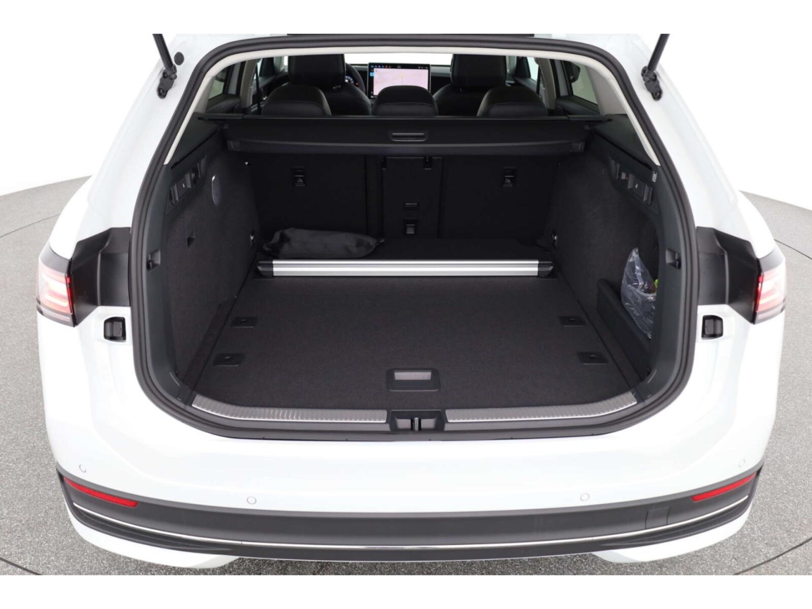 Volkswagen Passat – Bild 11
