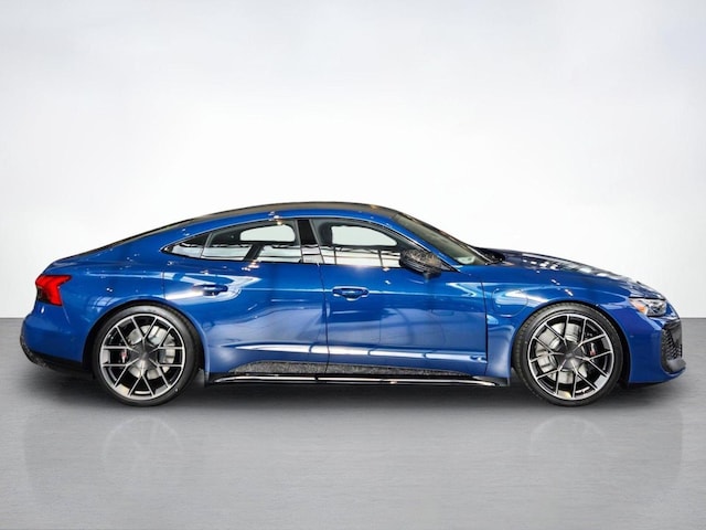 2026 Audi RS e-tron GT Performance Base - Photo 9