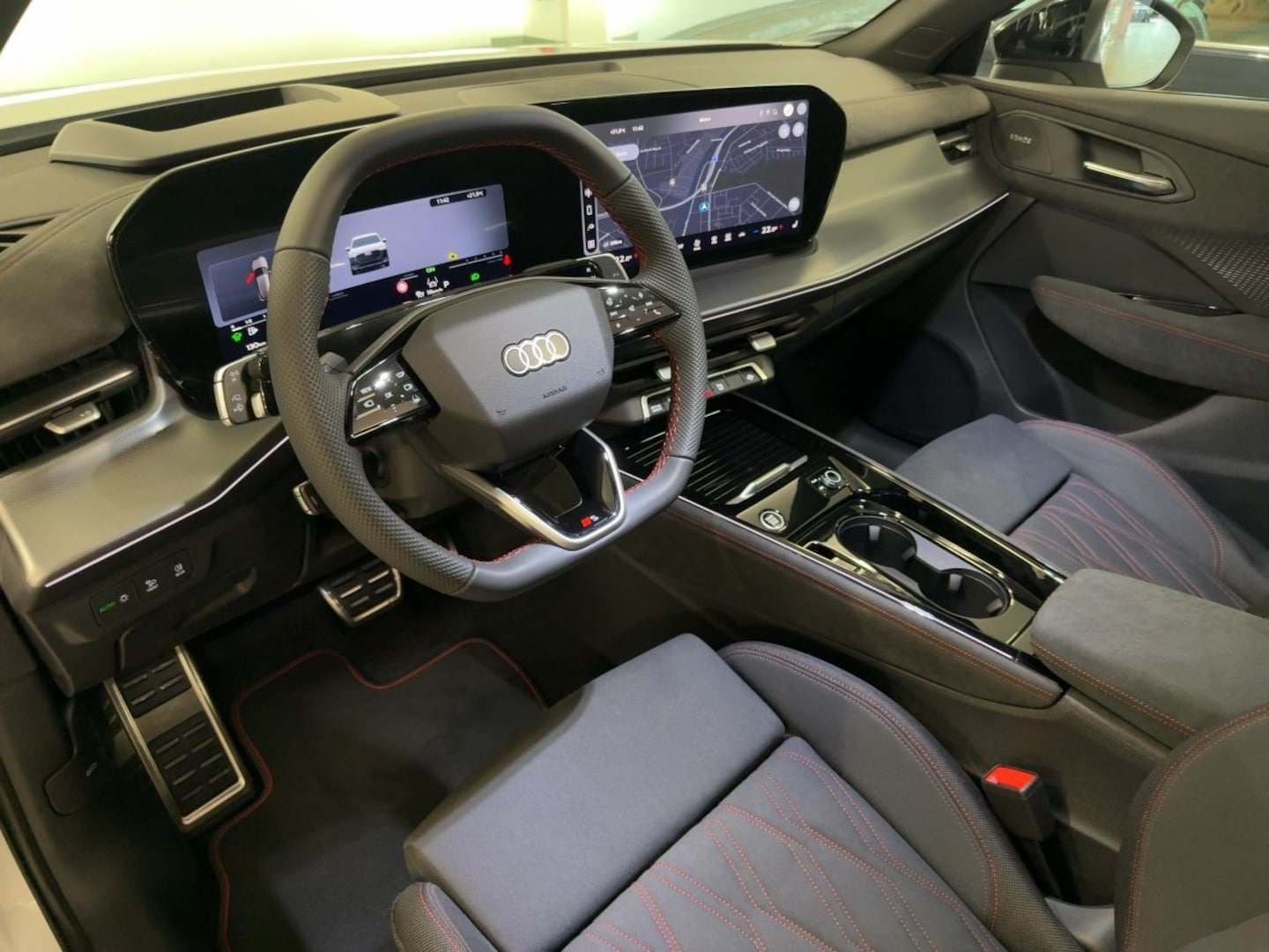 Bild über Audi Q3 SUV e-hybrid e-hybrid 200 kW S tronic - für weitere Informationen kontaktieren Sie den Audi Partner
