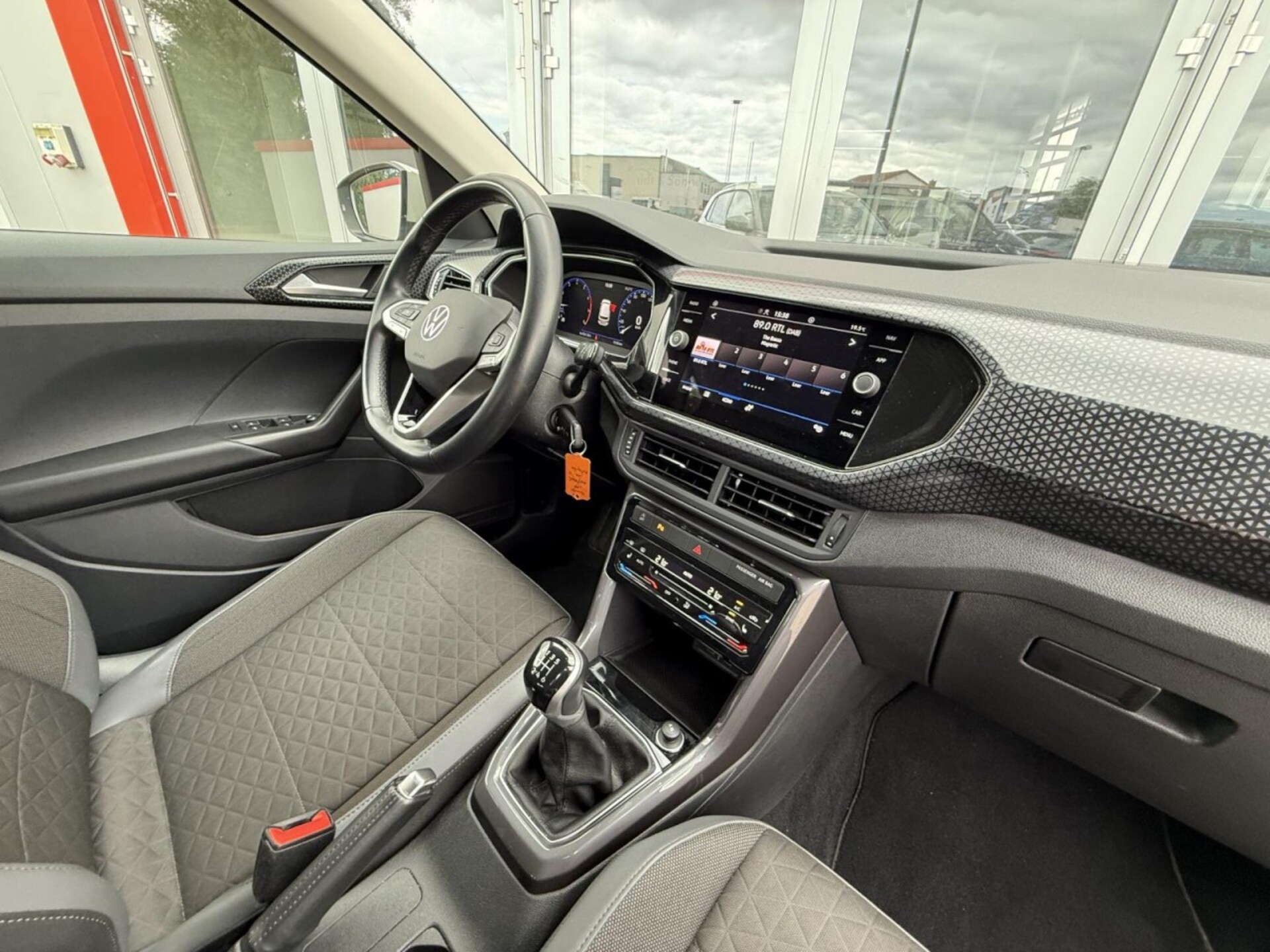 Volkswagen T-Cross Style