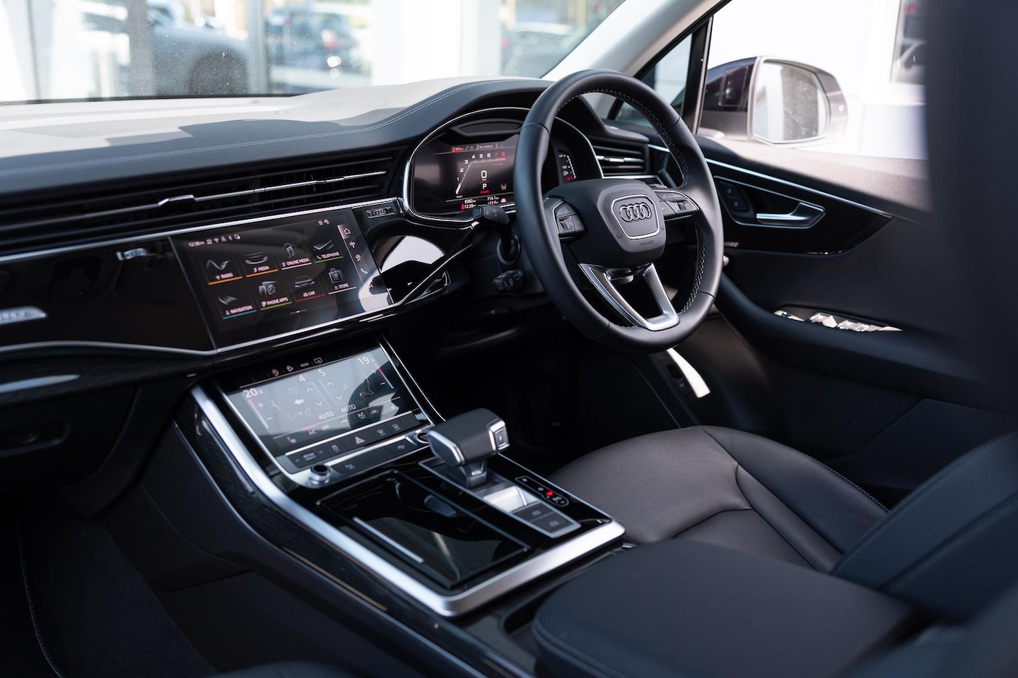 Image about Audi Q7 45 TFSI quattro tiptronic