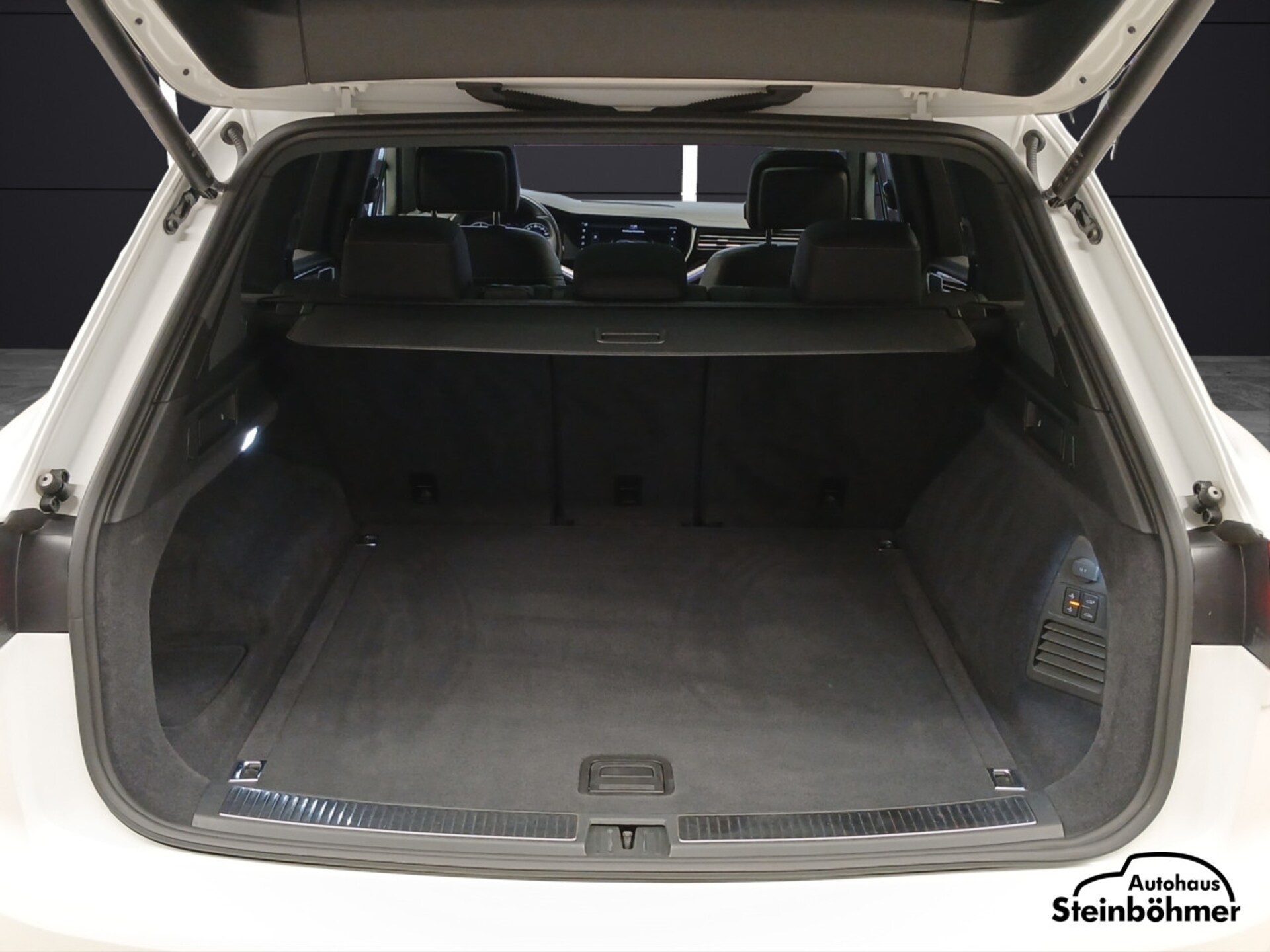 Volkswagen Touareg R-Line