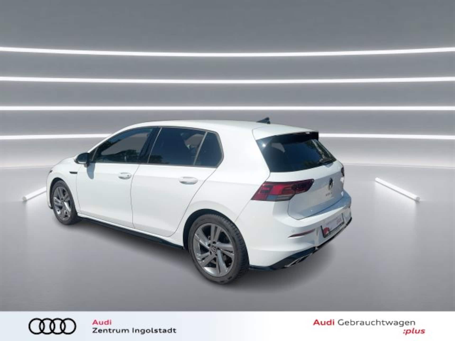 Volkswagen Golf R-Line