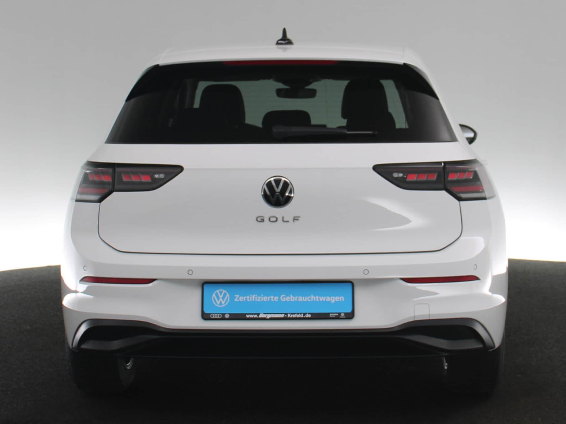 Volkswagen Golf Life
