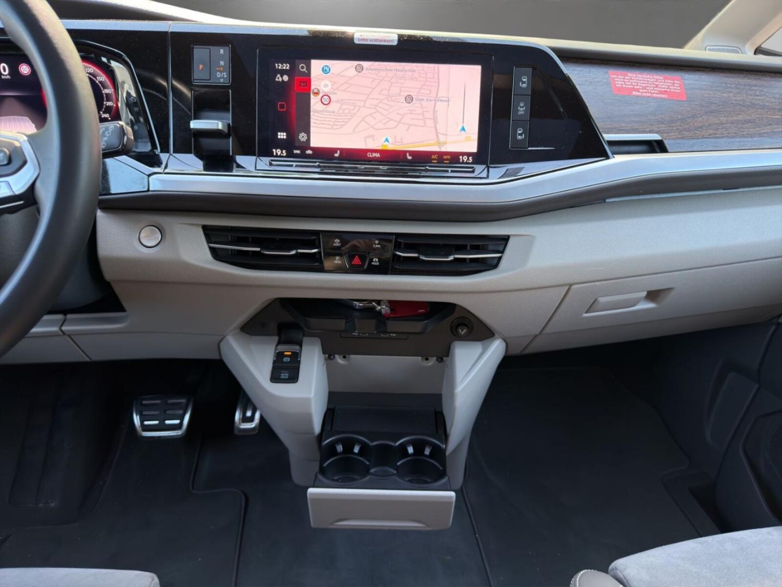 Volkswagen Multivan – Bild 12