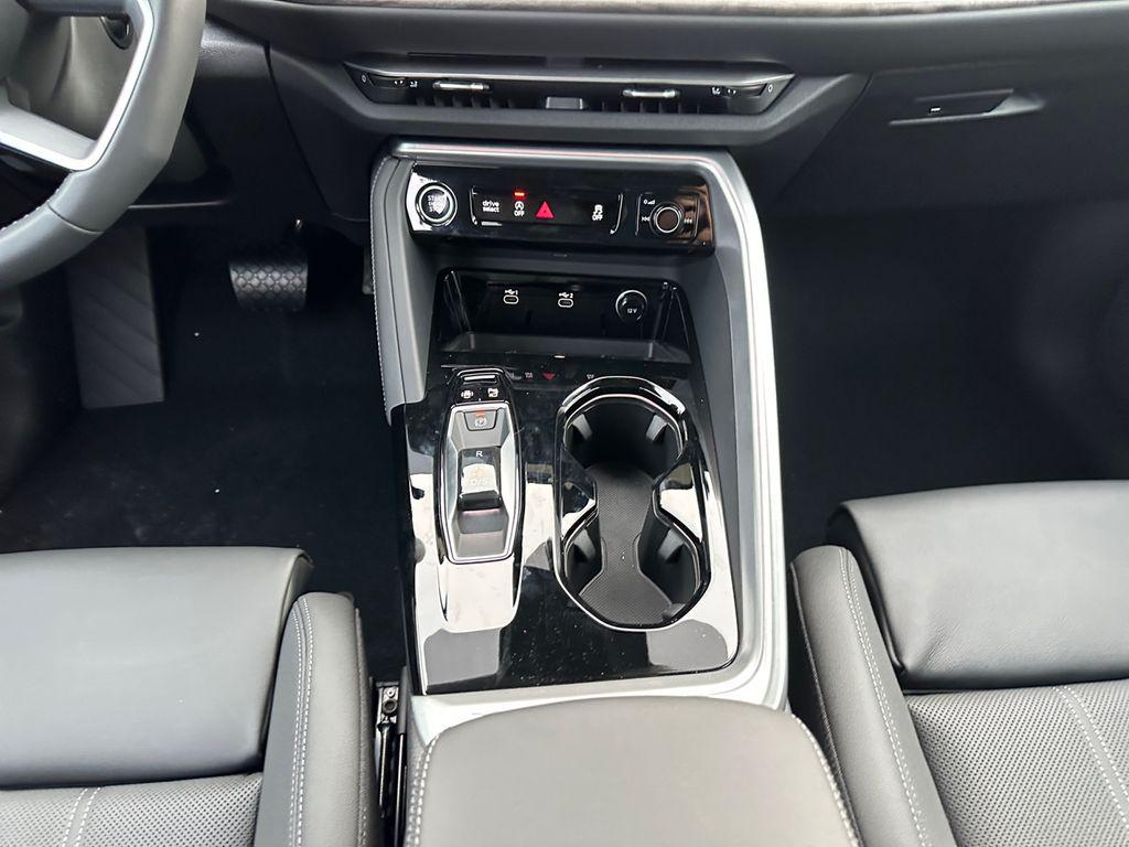 2025 Audi Q5 Premium Plus - Photo 11