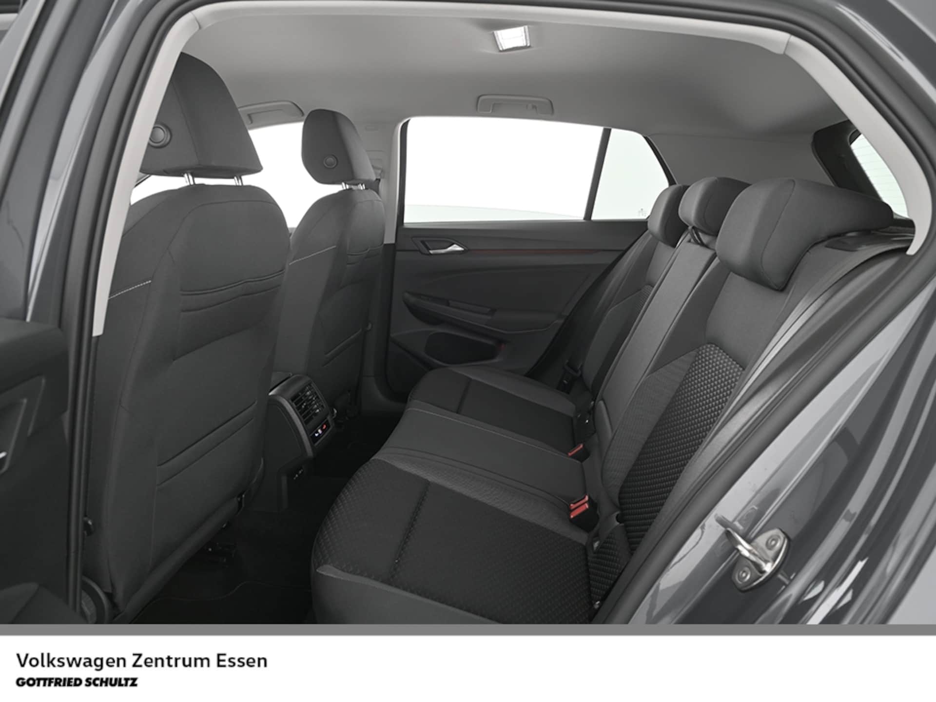 Volkswagen Golf Active