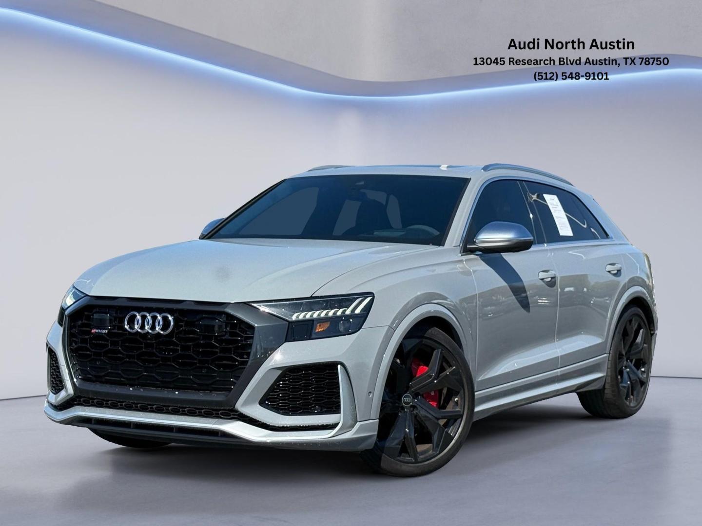 2023 Audi RS Q8 -'s photo