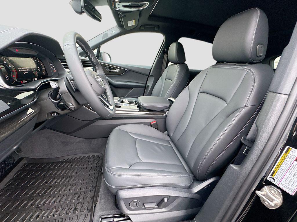 2026 Audi Q7 Premium - Photo 24