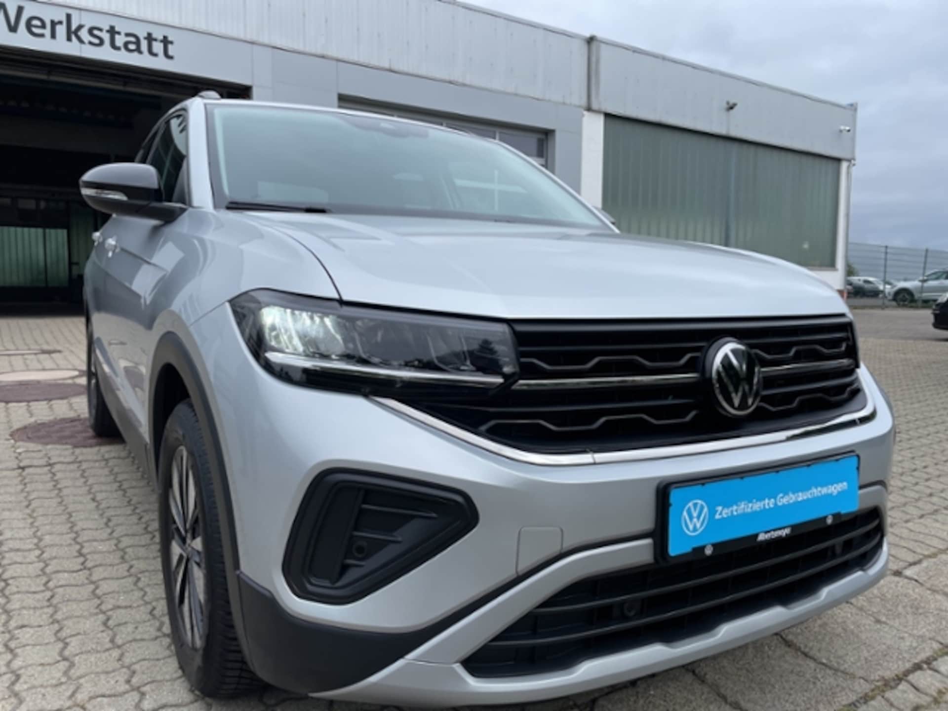 Volkswagen T-Cross Life