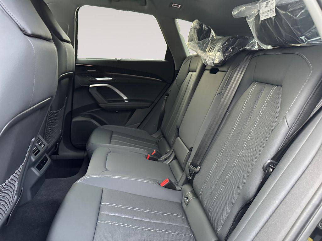 2025 Audi Q5 Premium Plus - Photo 13