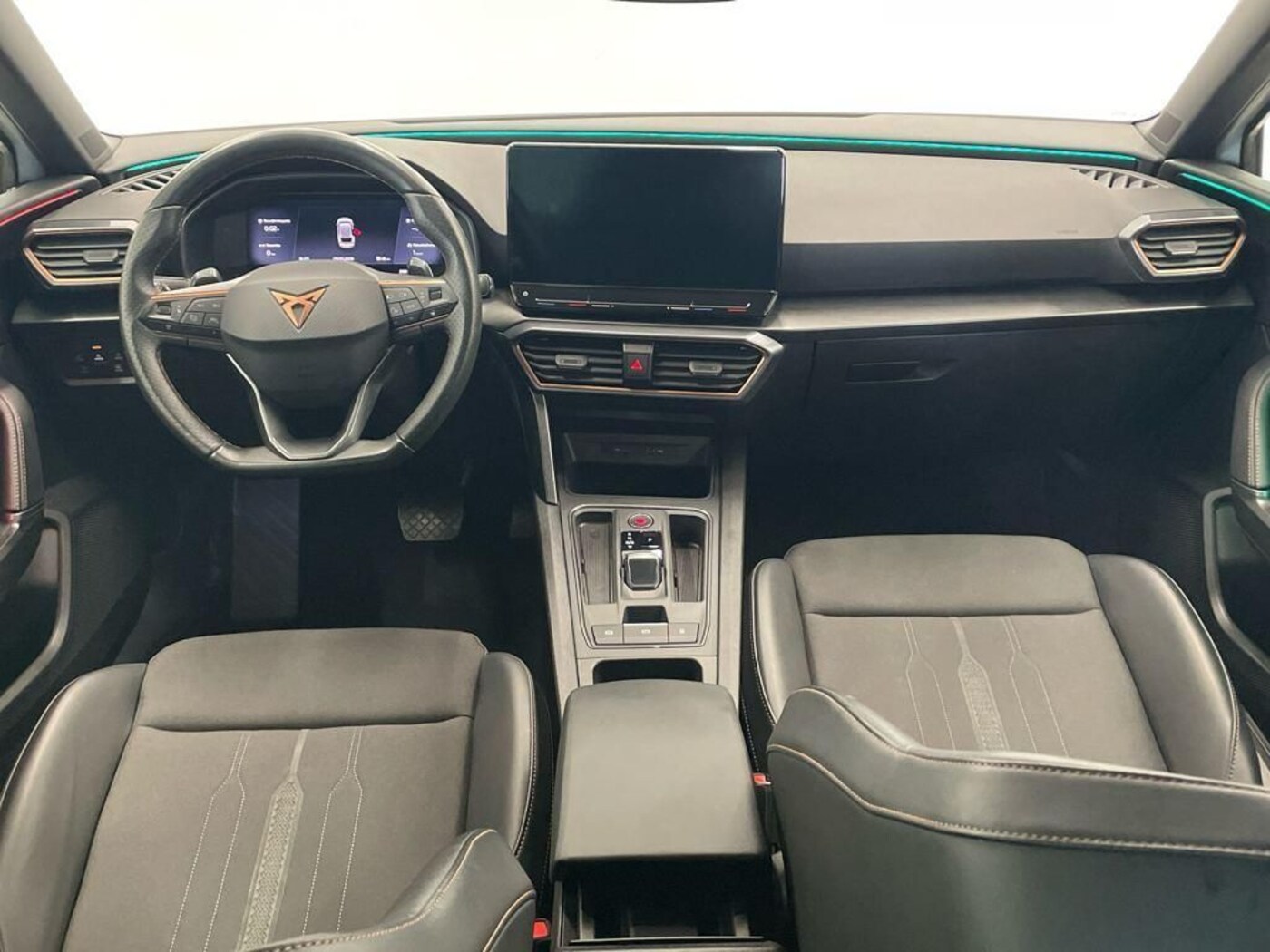 CUPRA Leon Sportstourer 1.5 eTSI DSG 110 kW (150 CV) — photo 5