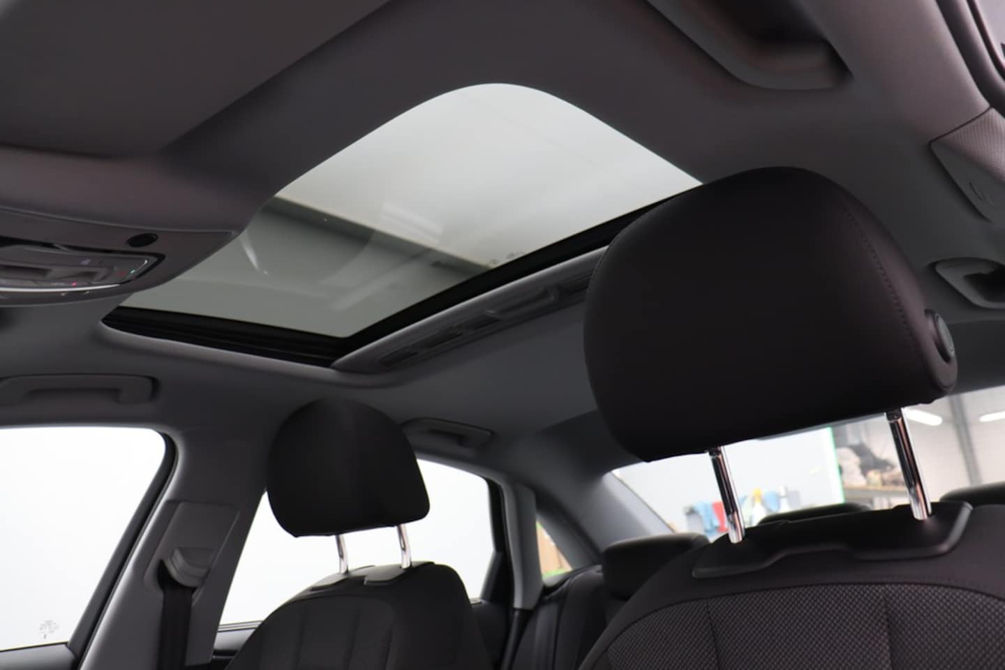 Bild über Audi A4 Limousine advanced 40 TFSI S tronic - für weitere Informationen kontaktieren Sie den Audi Partner