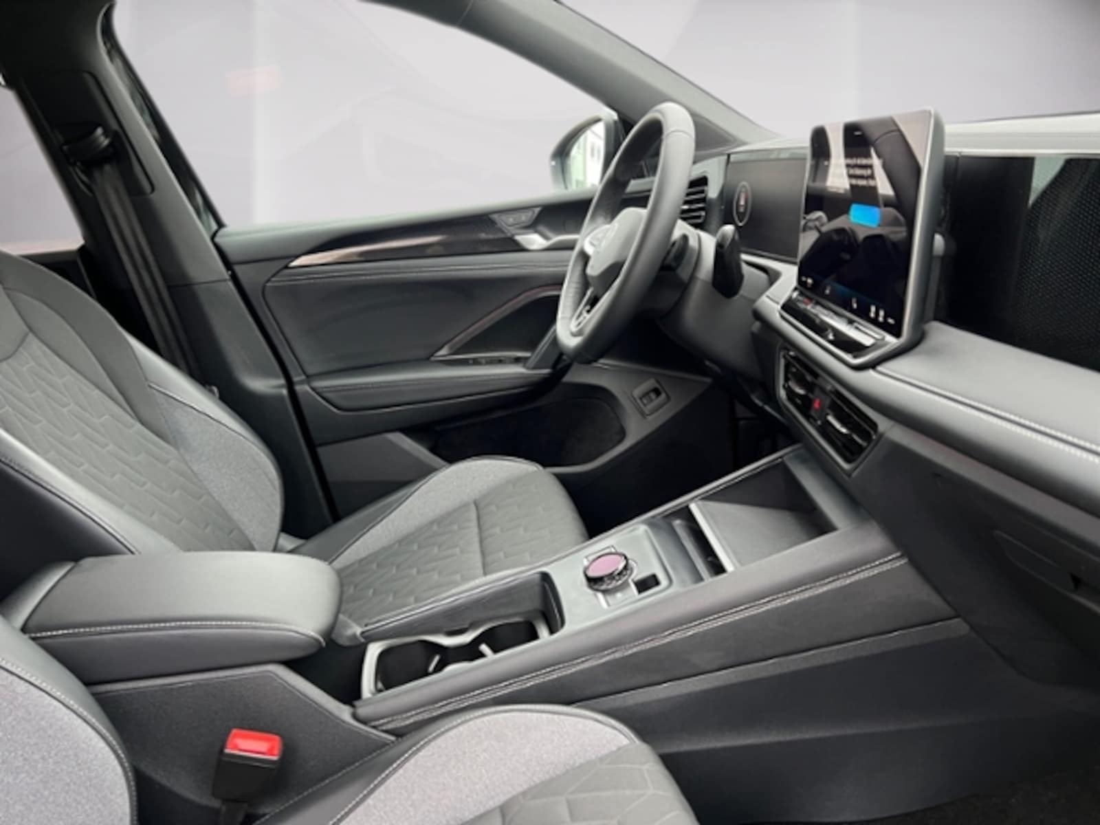 Volkswagen Tiguan – Bild 9