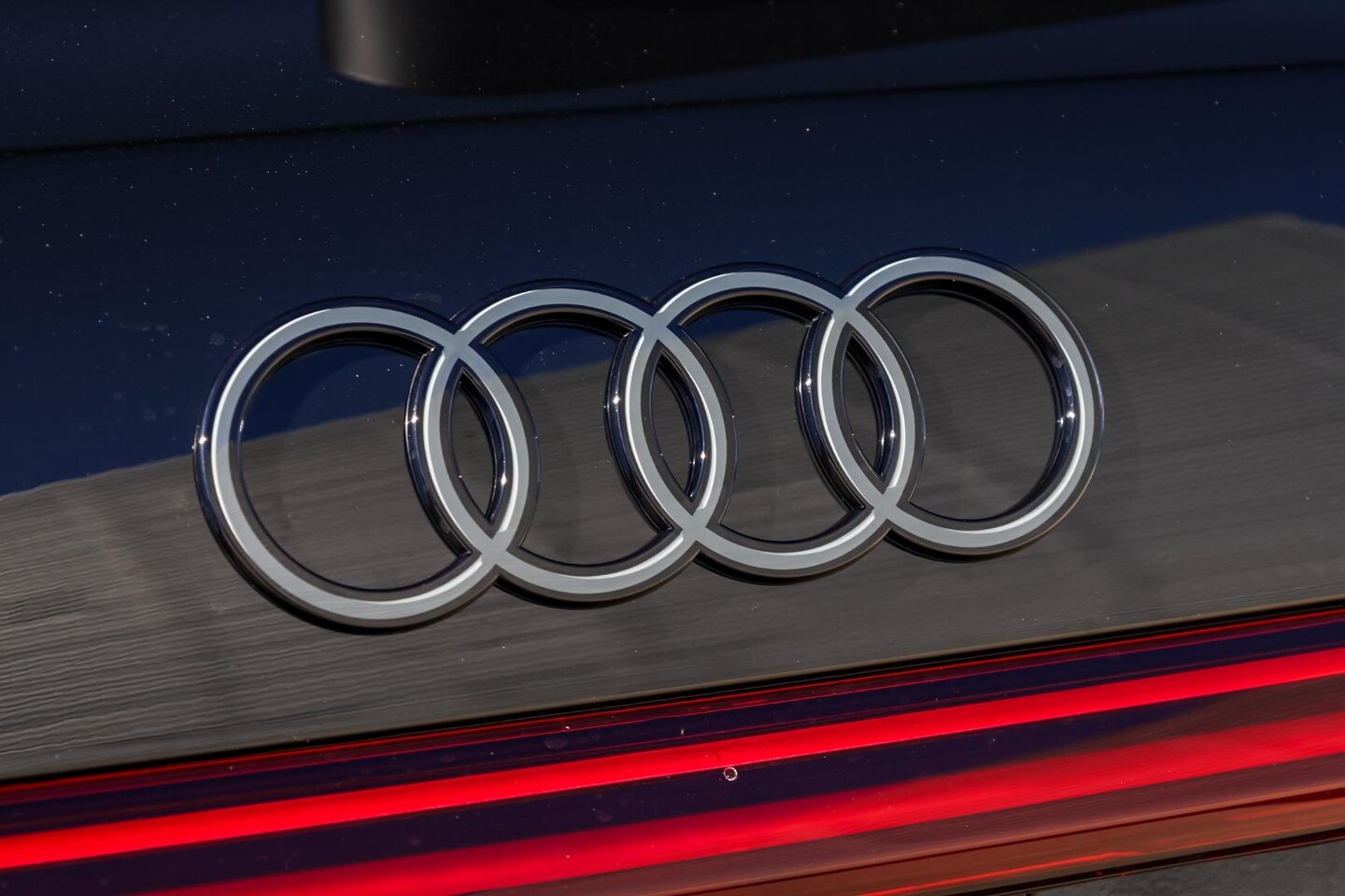 Image about Audi Q5 Sportback e-hybrid quattro S tronic