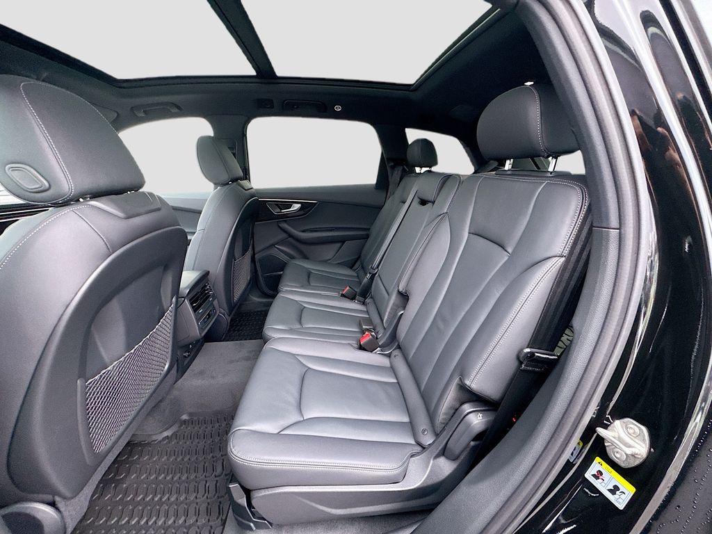2026 Audi Q7 Premium - Photo 28