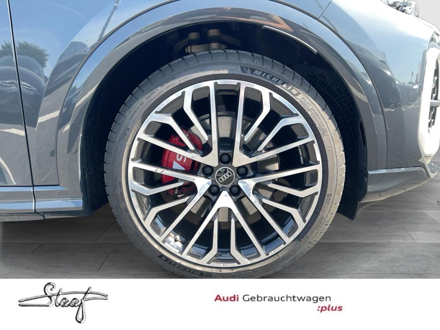Bild über Audi SQ5 SUV TFSI 270 kW S tronic - für weitere Informationen kontaktieren Sie den Audi Partner