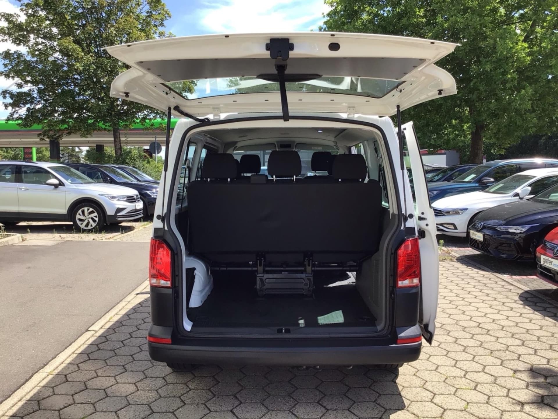Volkswagen T6.1 Transporter Kombi kurzer Radstand