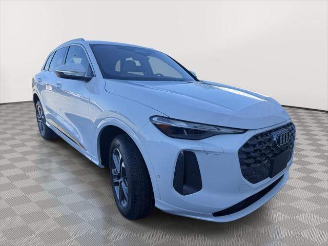 2025 Audi Q5 Premium - Photo 7