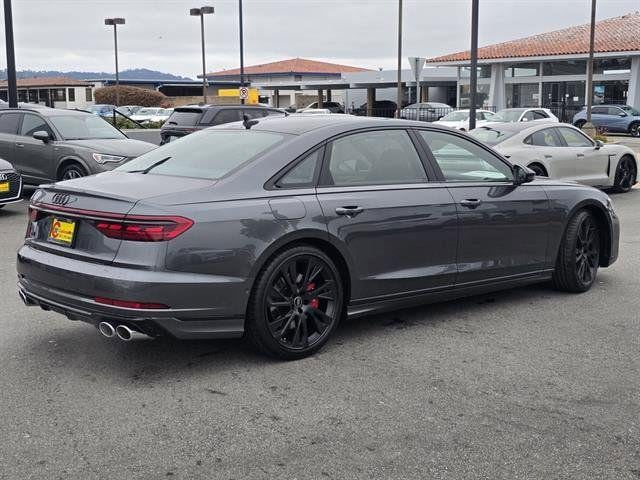 2025 Audi S8 L