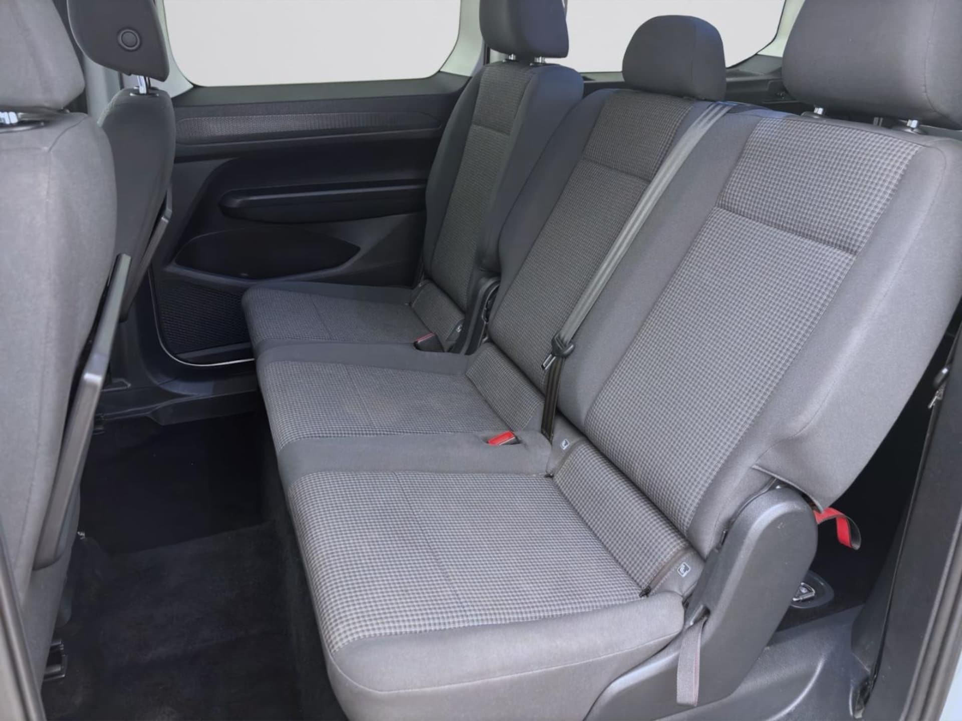 Volkswagen Caddy Maxi Basis-Modell