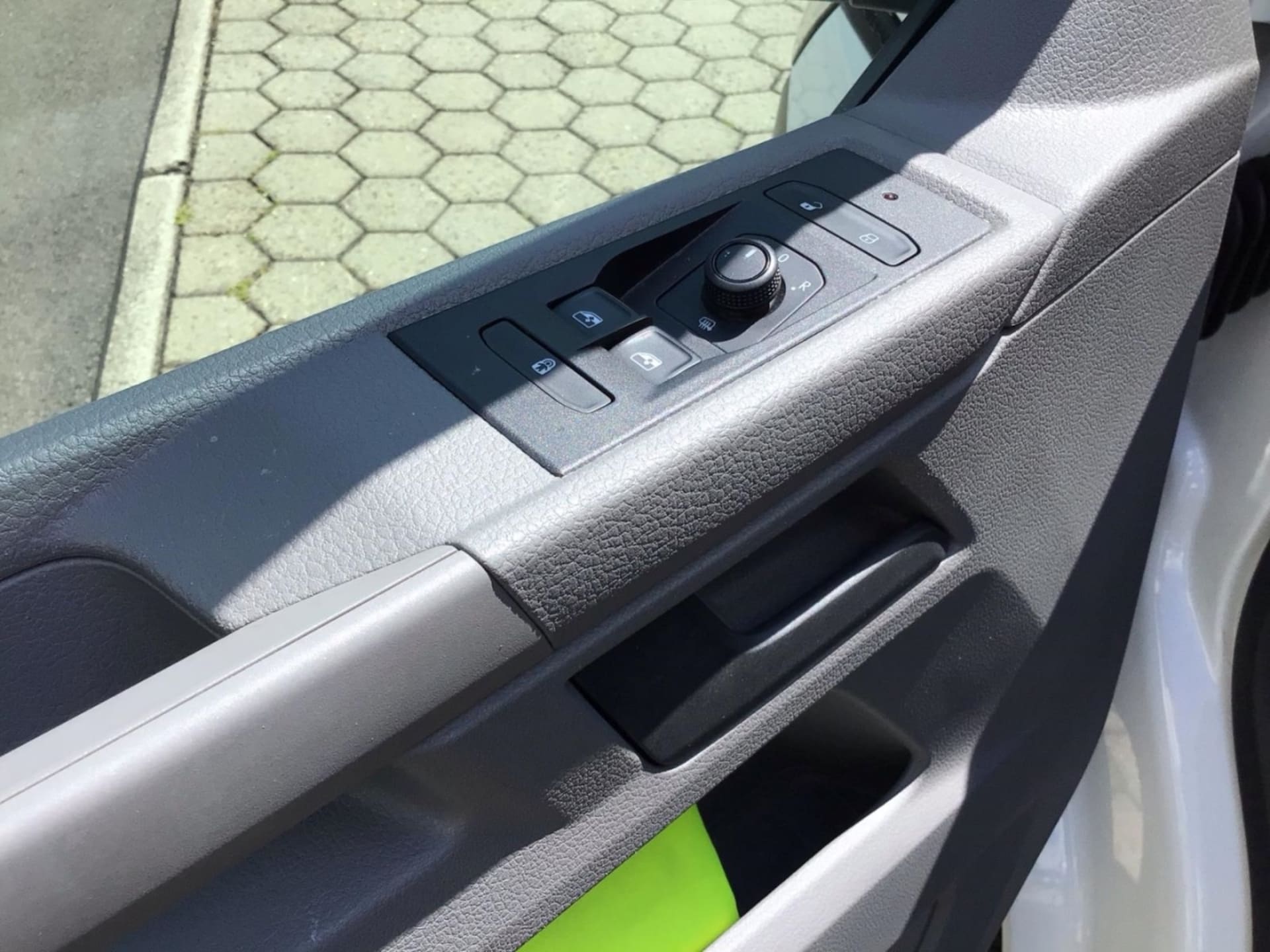 Volkswagen T6.1 Transporter Kombi kurzer Radstand