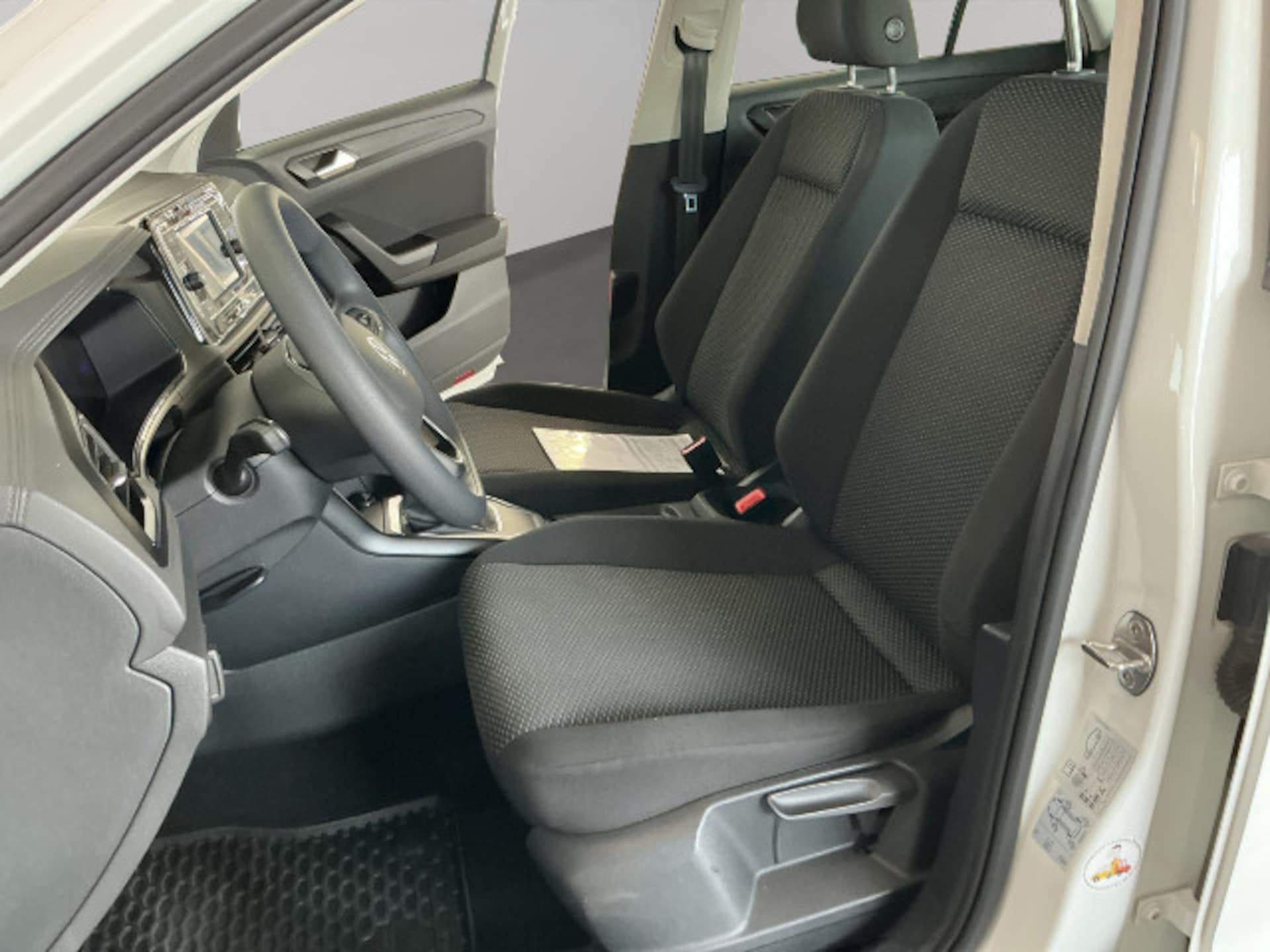 Volkswagen T-Roc Basis-Modell