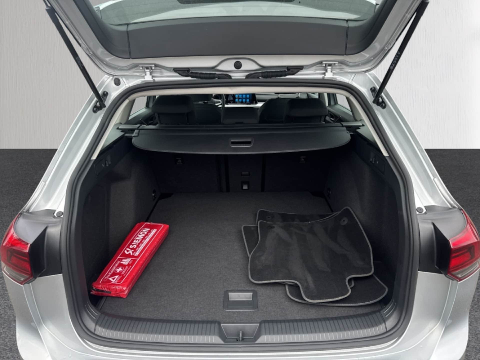 Volkswagen Golf Variant Life
