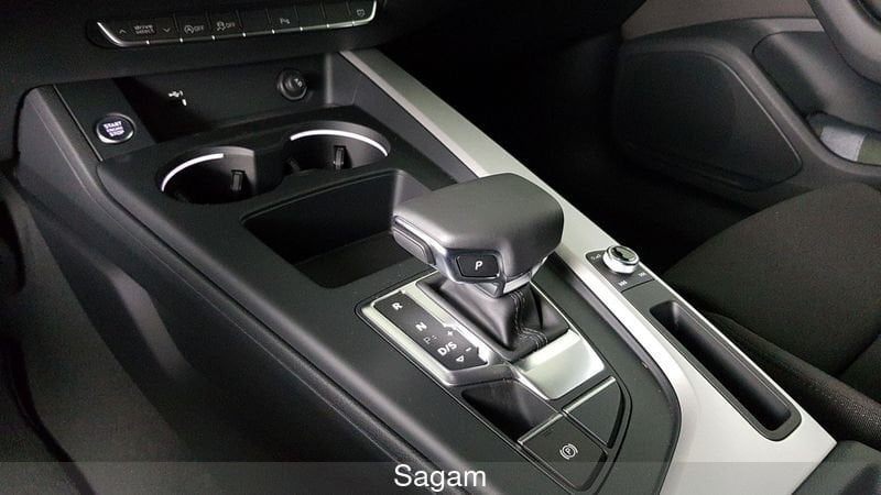 Immagine di Audi A4 Avant S line edition 35 TFSI 110 kW (150 CV) S tronic - Vista: for more details contact your dealer