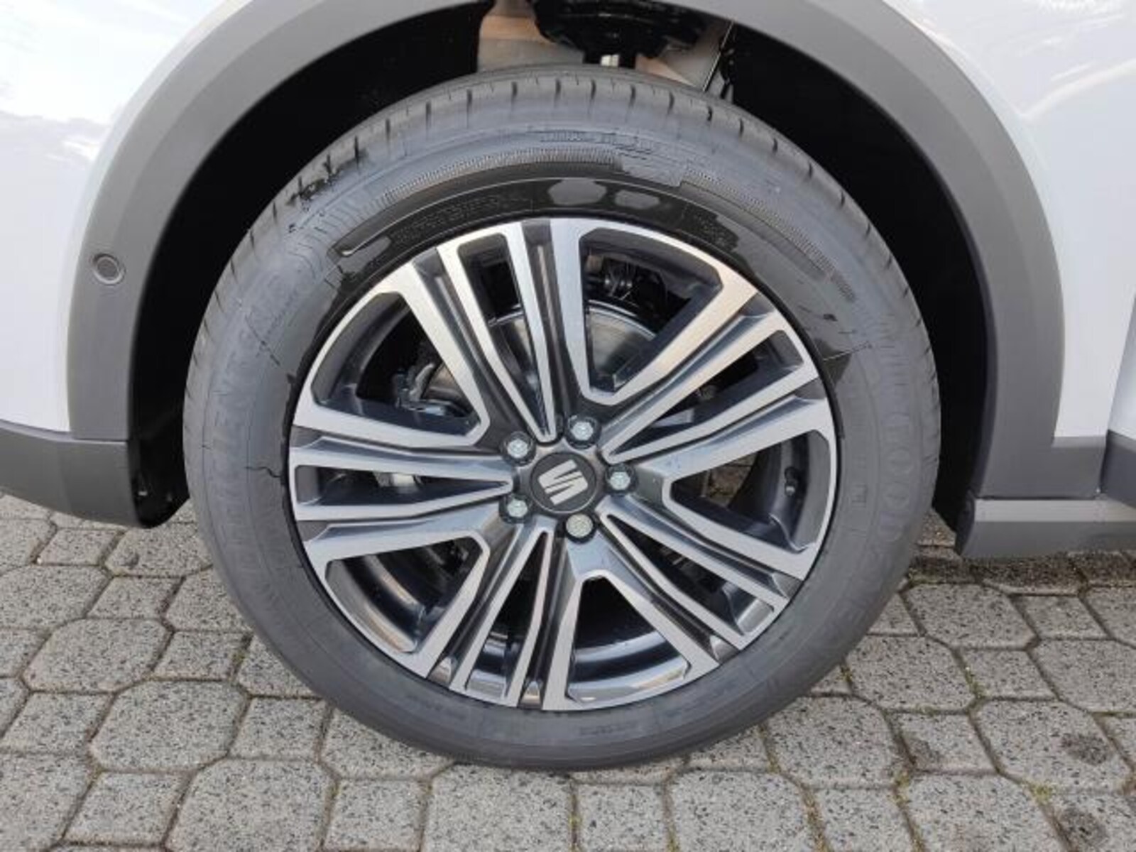 SEAT Arona – Bild 4