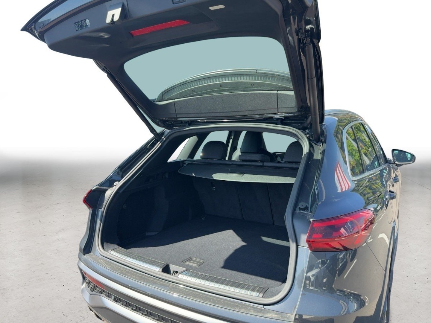 Bild über Audi Q5 SUV TDI quattro 150 kW S tronic - für weitere Informationen kontaktieren Sie den Audi Partner