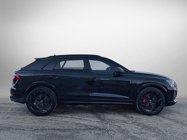 2026 Audi RS Q8 SUV performance