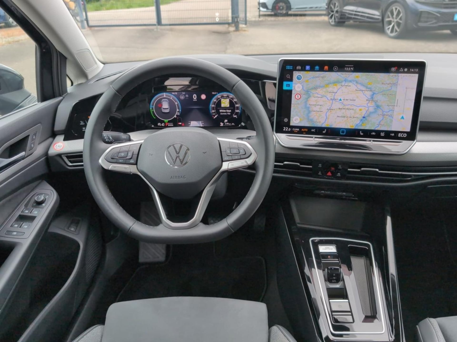 Volkswagen Golf Style