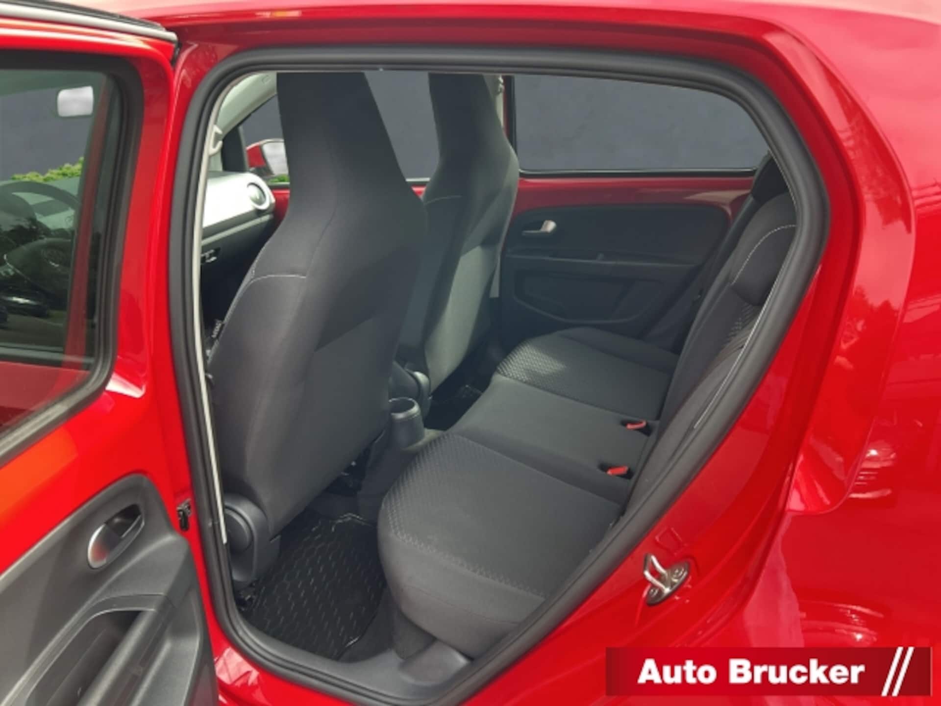 Volkswagen up! ACTIVE