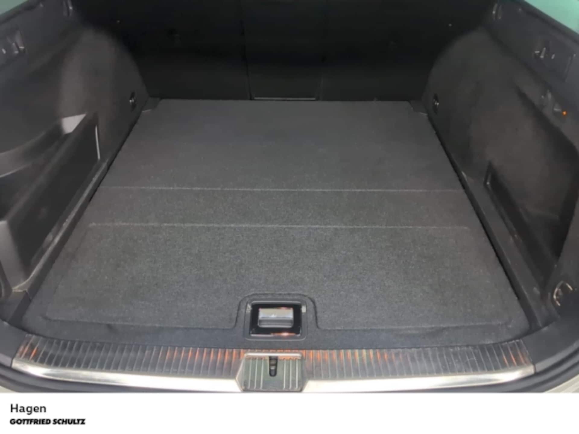 Volkswagen Passat Variant Elegance