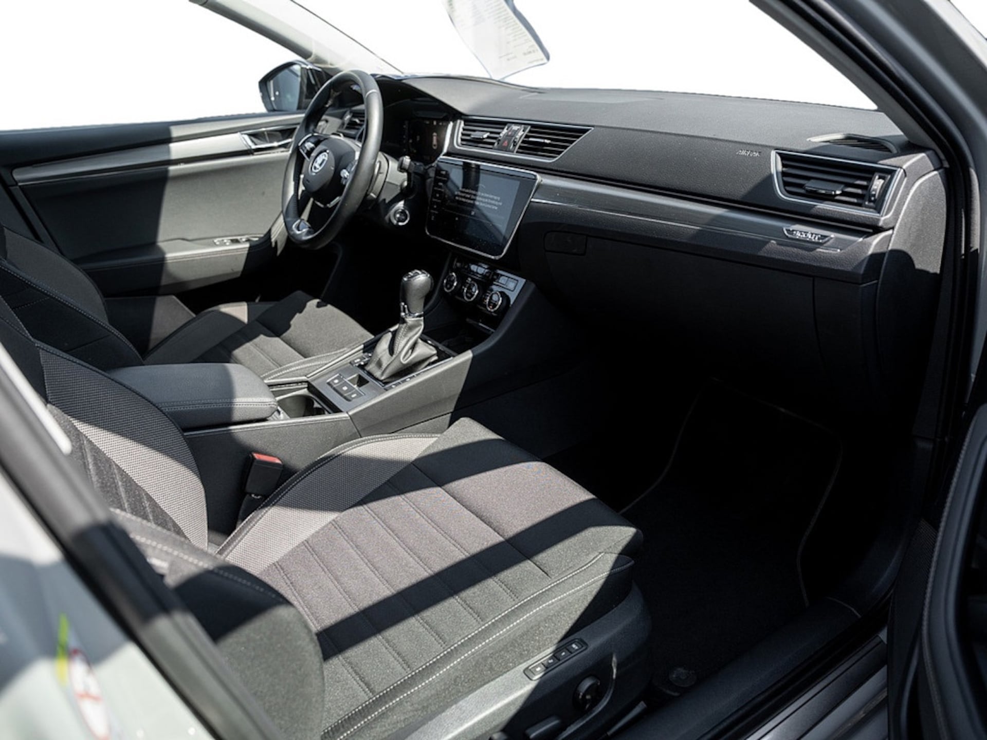 Skoda Superb Combi Scout