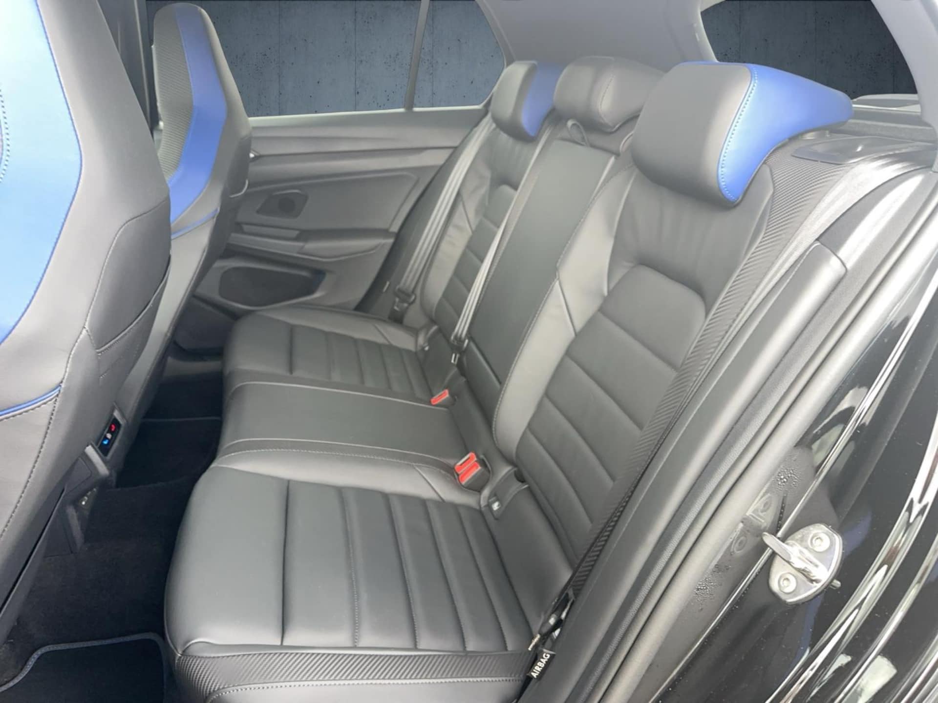 Volkswagen Golf R